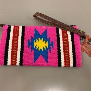 NWT, Saddle Blanket Clutch / Wristlet - Pink